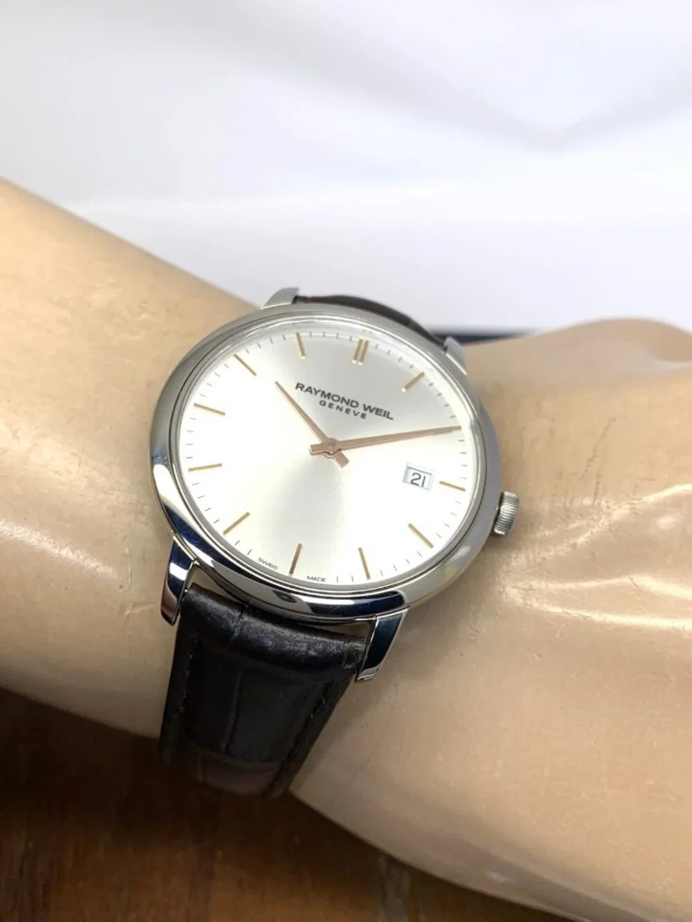 Raymond Weil Men's Watch 5485 Swiss Quartz Silver Dial Brown Leather Strap 39mm